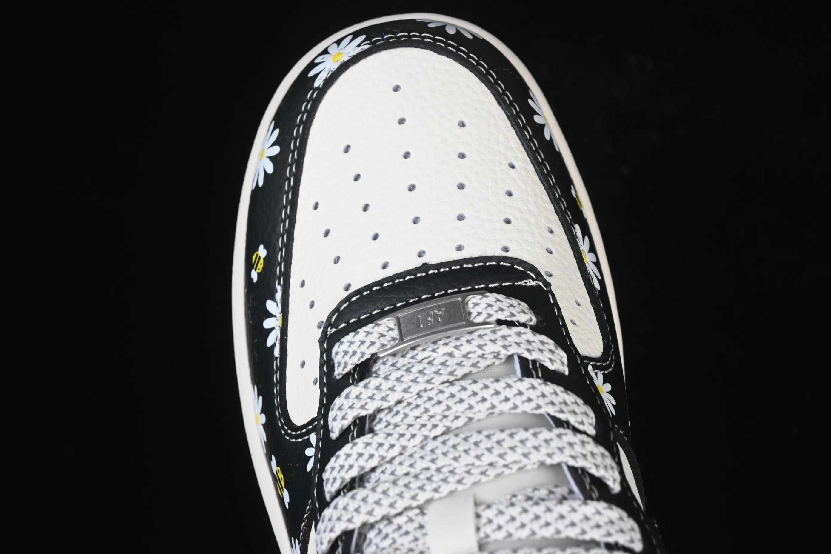 All categories Nk Air Force 1 Air Force series Nk Air Force 1 Low Air Force low-top Nike Air Force 1'07 Low black and white panda print Air Force 1 low-top casual sneakers JP8028-004